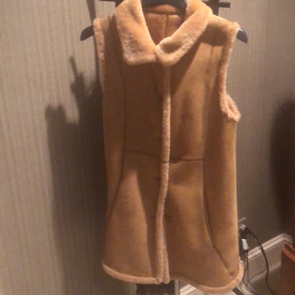 Shearling Vest - Picture 2 of 2
